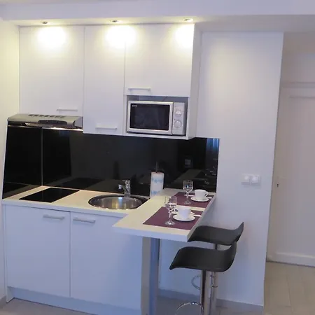 Sea Gate Apartment *