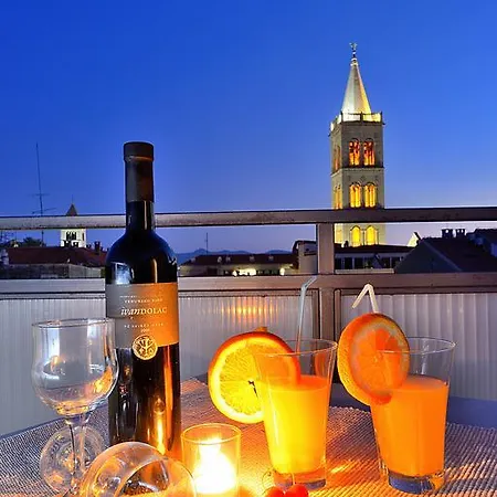 赛格特公寓 扎达尔